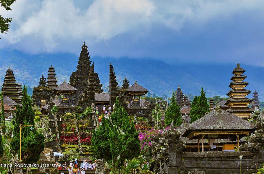  The Importance of Balinese Temples & How to Respect Local Customs
