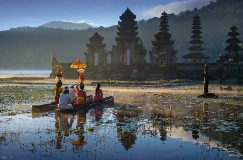  Exploring Bali’s Ancient Temples and Sacred Sites
